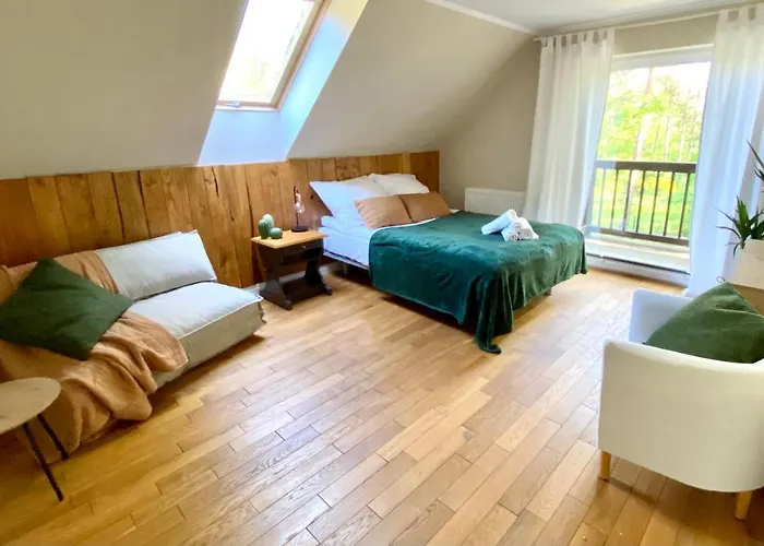 Dom W Lesie - Schodno13 بيت للعطل