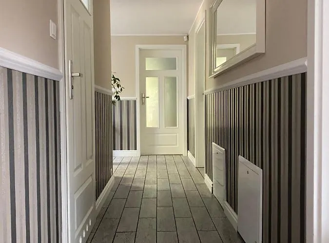 Dom W Lesie - Schodno13 بيت للعطل Schodno